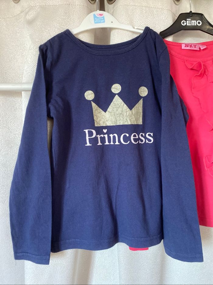 Lot fille t-shirt ml sous pull 8 ans plusieurs marques - photo numéro 5