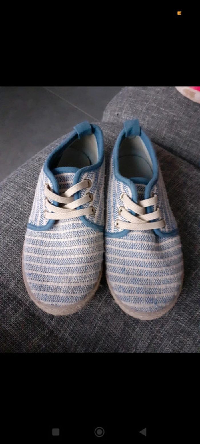 Chaussures 27