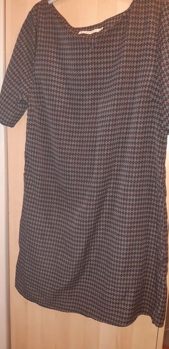 Robe manches courtes