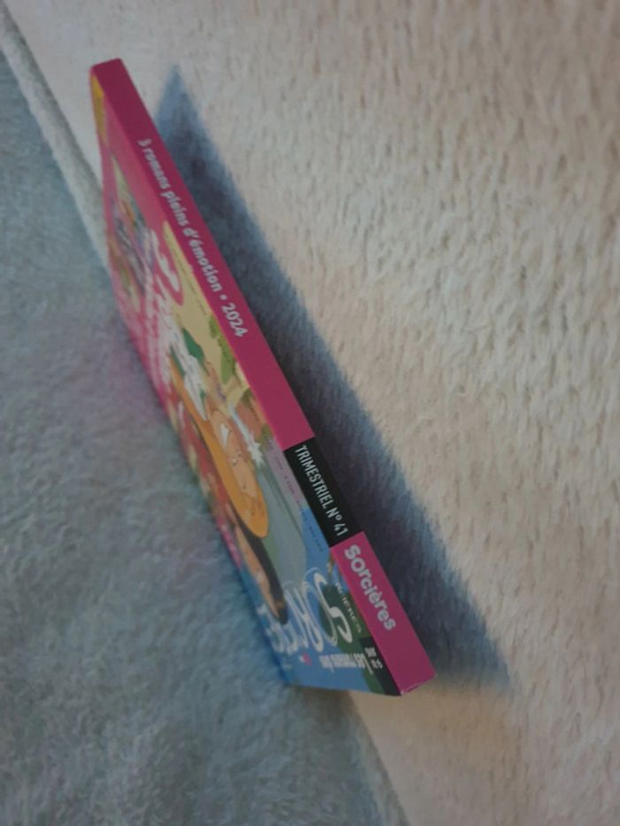 Livre les romans des sorcières 2eme trimestre 2024 neuf - photo numéro 3