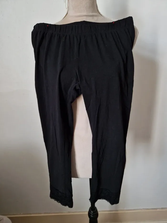 Leggings noir dentelle taille M