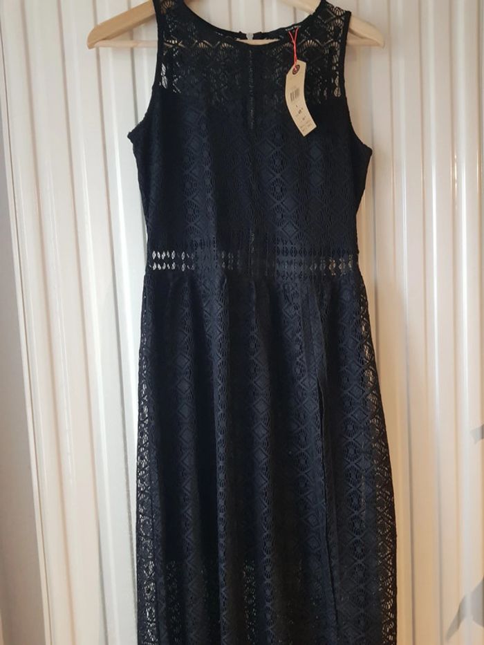 Robe longue noire - photo numéro 4