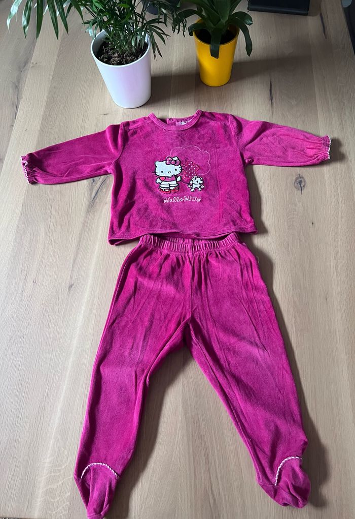 Jolie pyjama hello kitty - photo numéro 2