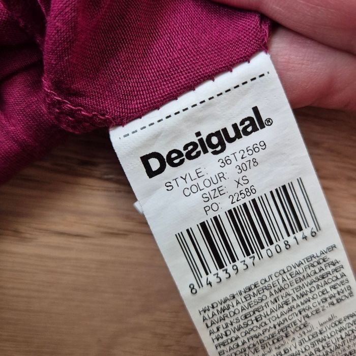 Tshirt Desigual XS, neuf - photo numéro 3