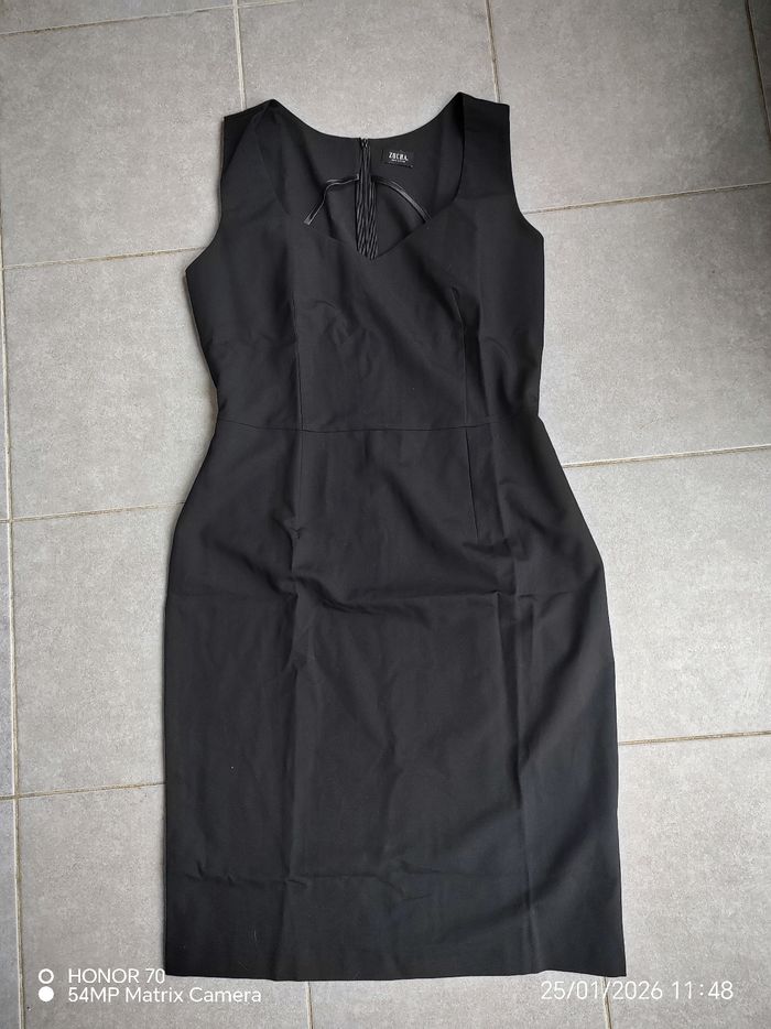 Robe crayon intemporelle - photo numéro 8