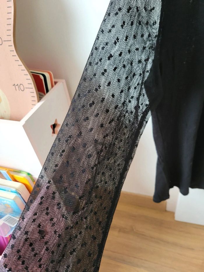 Tee shirt fin et manches dentelles noir - photo numéro 3