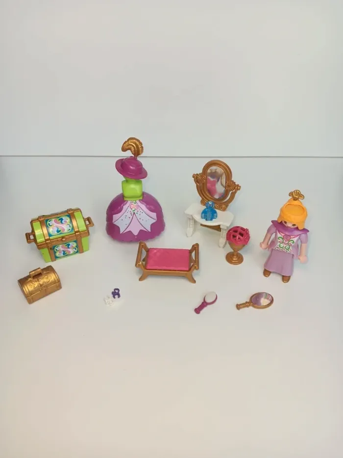 Lot figurines playmobil salon de beauté princesse - photo numéro 2
