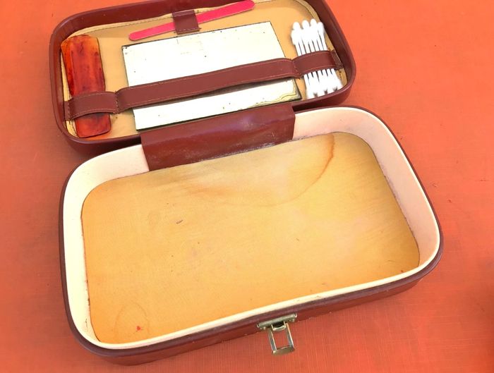 Années 1950 Trousse de toilette de voyage - photo numéro 3