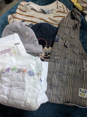 Lot vetement  beb