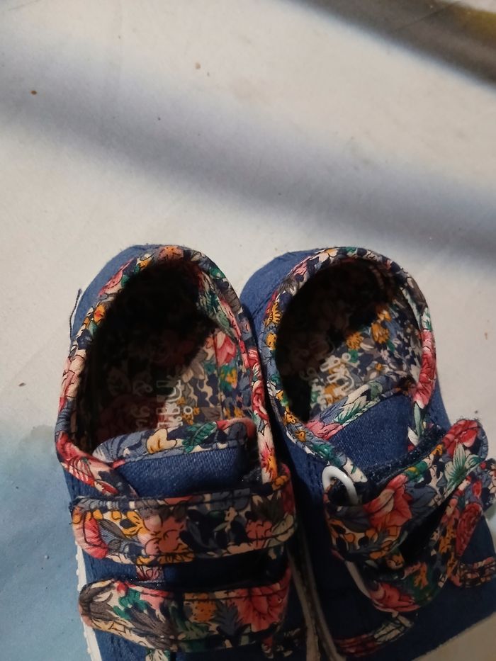Chaussures bébé fille a scratch - photo numéro 3