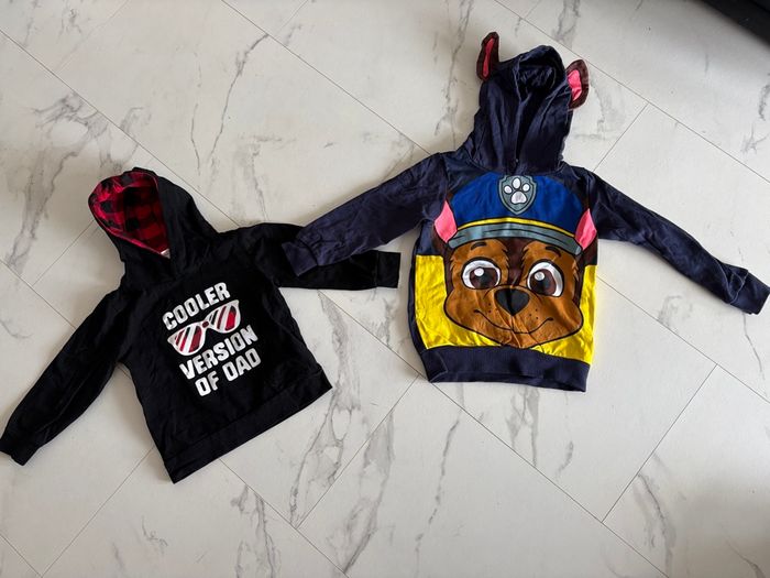 Lot de 2 sweat à capuche légers T. 3-4 ans garçon TBE - photo numéro 1