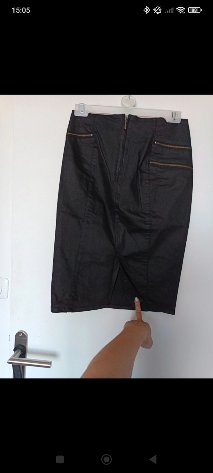 Jupe noir - photo numéro 2