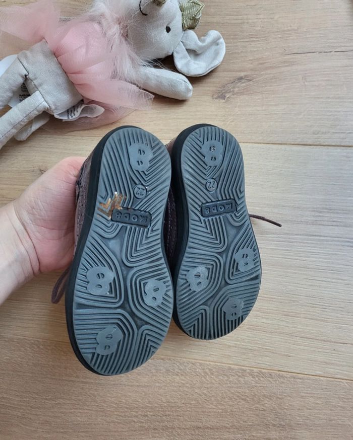 Chaussures petite fille violettes taille 22 - photo numéro 10