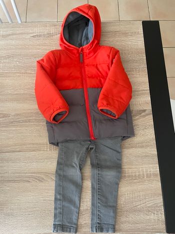 Doudoune et jean enfant 