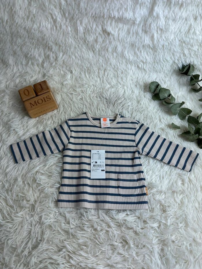 T-shirt rayé manches longues taille 1-2 mois Hema