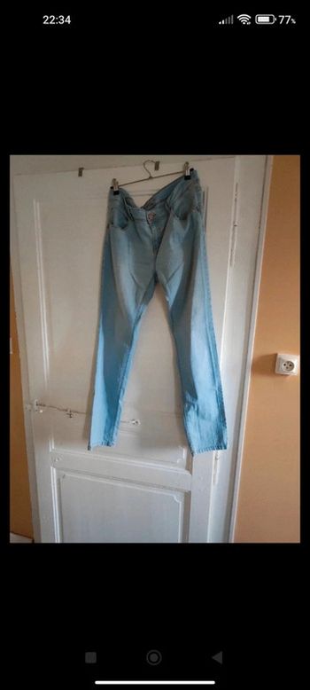 Jean denim bleu clair