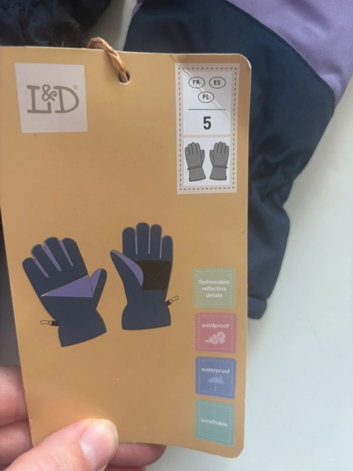 Gant de ski fille taille 5 ans neuf - photo numéro 3