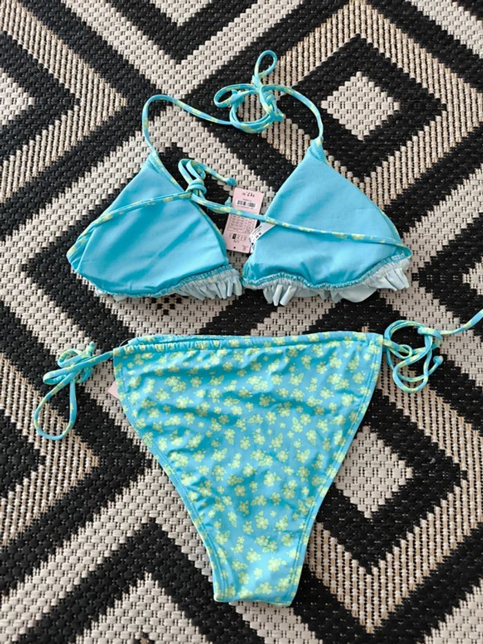 Maillot de bain bleu fleuri Taille L 40 Neuf - photo numéro 2