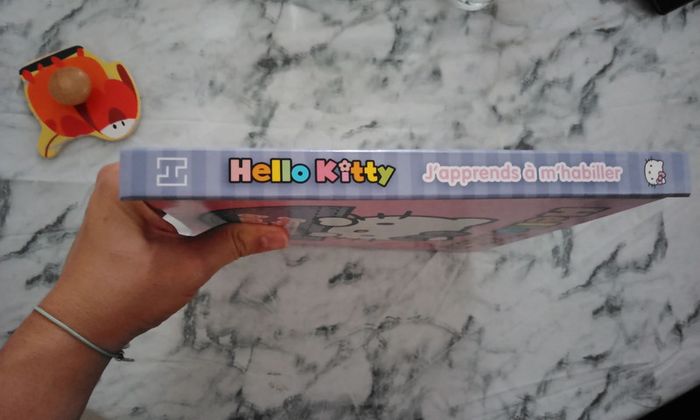 Livre Hello Kitty - photo numéro 3