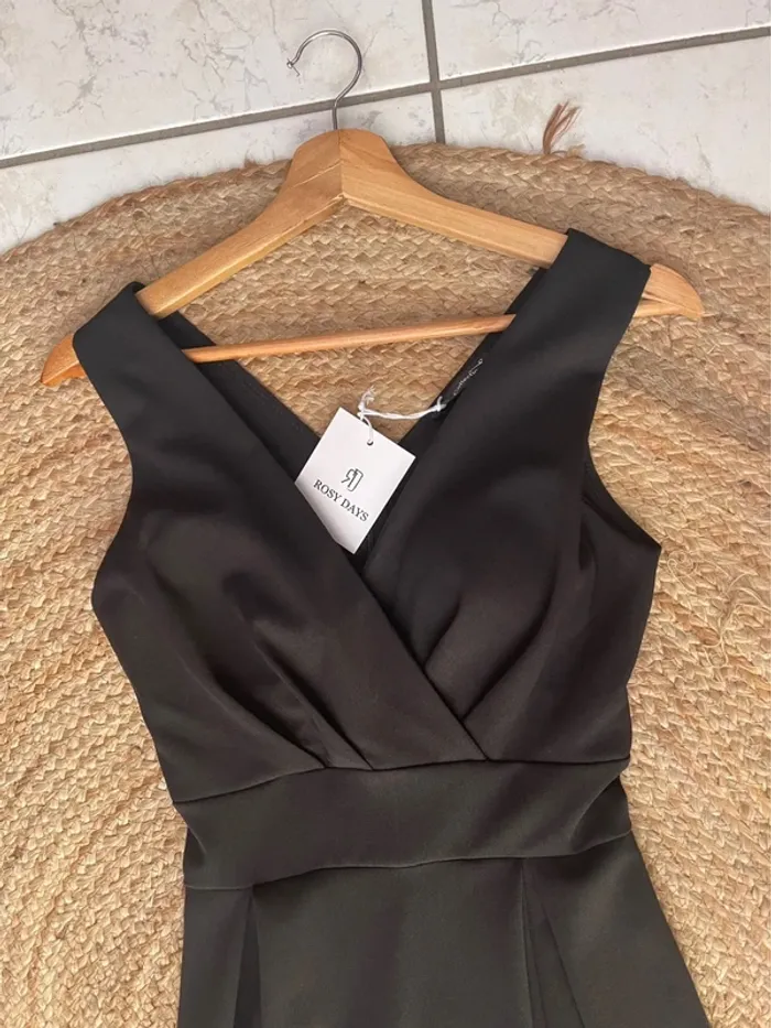 Robe longue noire fendue TU - photo numéro 2