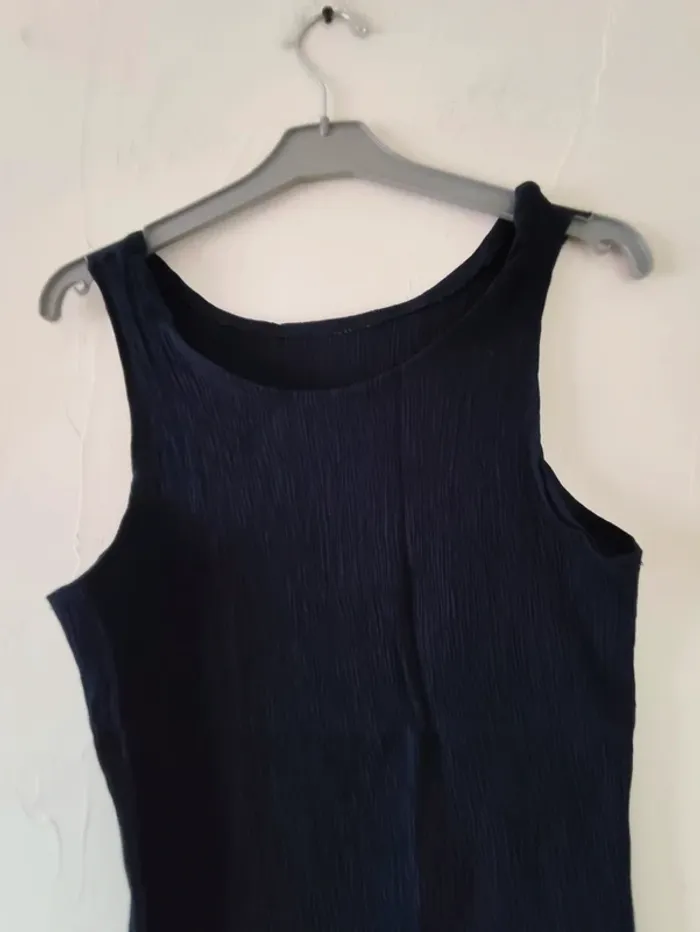 Magnifique débardeur en crêpe bleu marine vintage Mil mikee taille 36 ou S - photo numéro 2