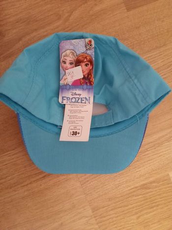 Casquette reine des neiges 