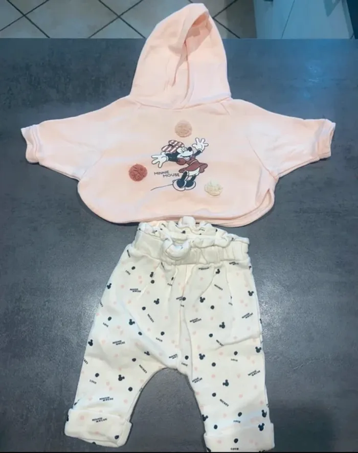 Lot vêtement bébé fille 1mois - photo numéro 3