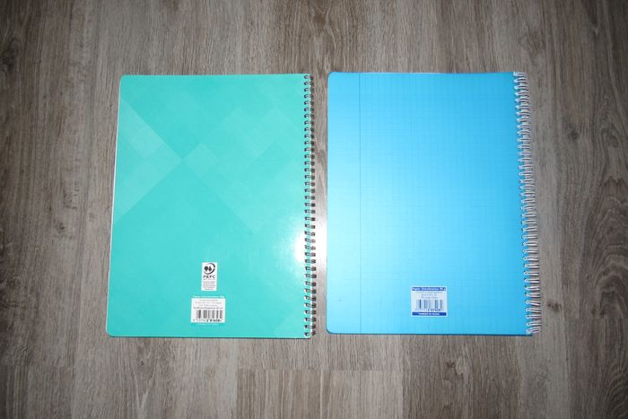 LOT DE 2 GRANDS CAHIERS A SPIRALES - FORMAT 24 x 32 CM "CLAIREFONTAINE" - n°24 - photo numéro 2