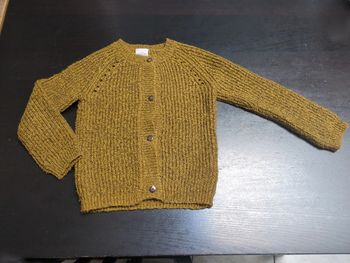 Gilet TAO 4 ans ocre moutarde paillettes or grosse maille chaud