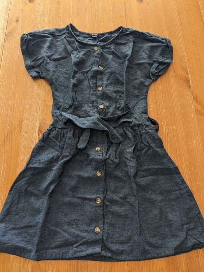 Robe Kiabi taille 8 ans