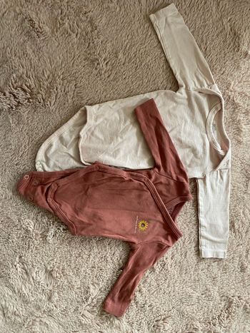 Ensemble de nuit avec chausson avec 2 body