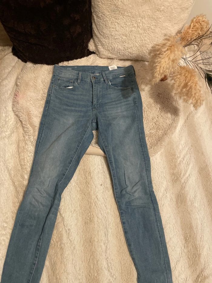 Skinny
