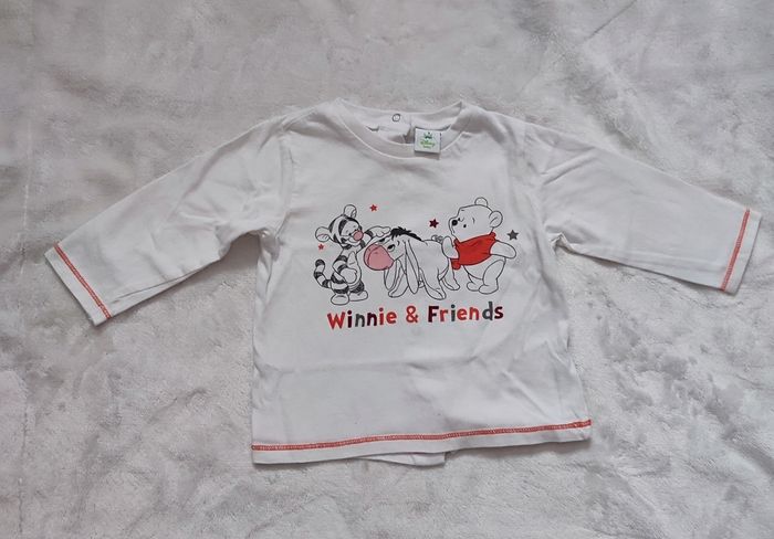 Tee shirt manches longues blanc Winnie l'ourson Disney taille 9 mois