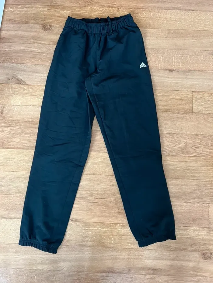 Jogging Adidas noir taille S