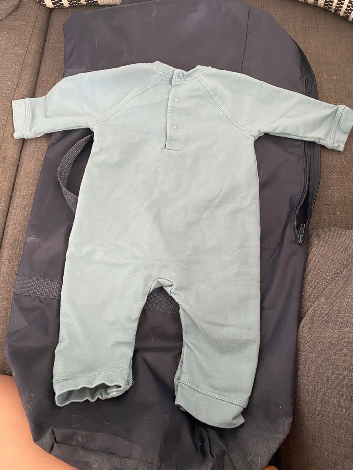 Pyjama 9 mois - photo numéro 2