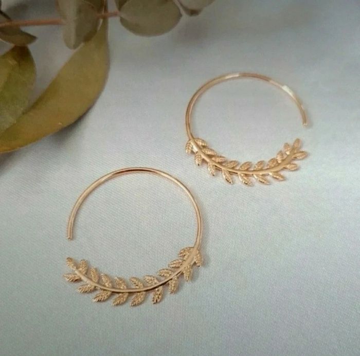 Boucles d'oreilles créoles branches de laurier en plaqué or 18 carats