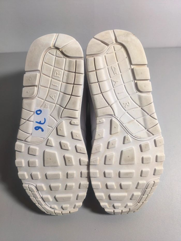 Baskets Nike air max one blanche neuves pointure 37 - photo numéro 9