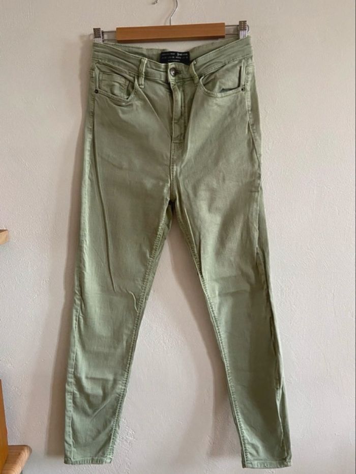 Jeans léger - Stradivarius - photo numéro 2