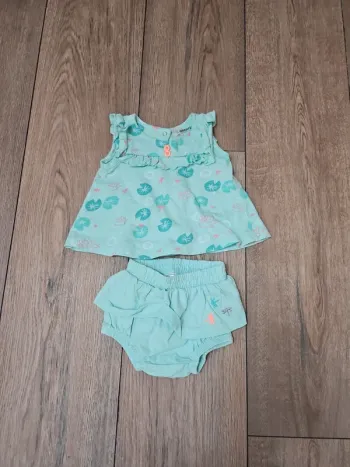 Ensemble bébé fille.