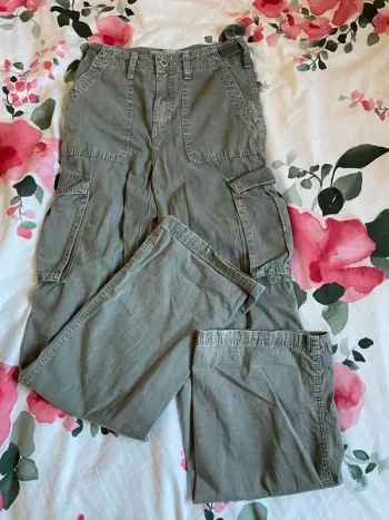 Pantalon Cargo Gris Bershka