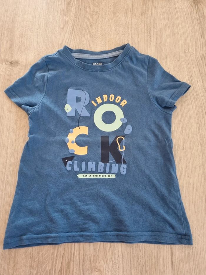 Tee-shirt 4ans TBE