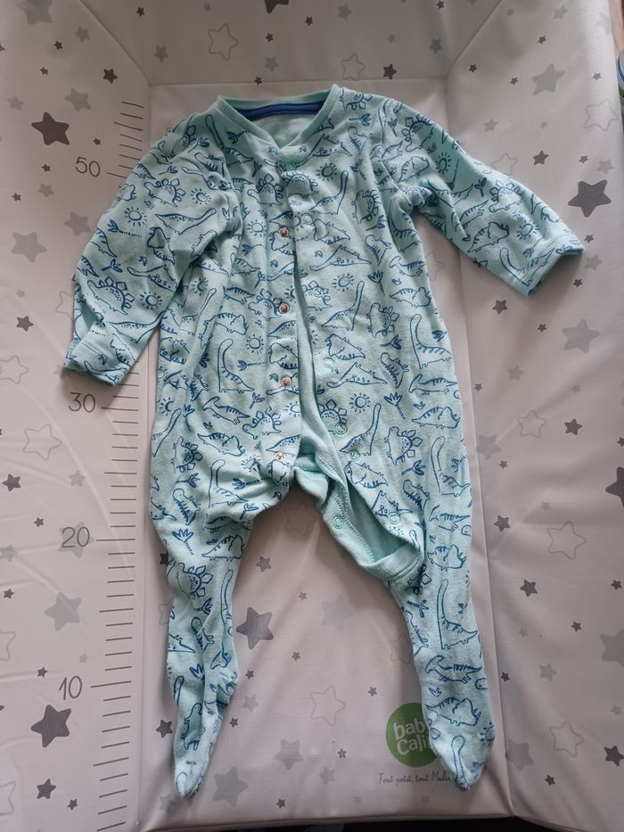 Lot pyjamas - photo numéro 3