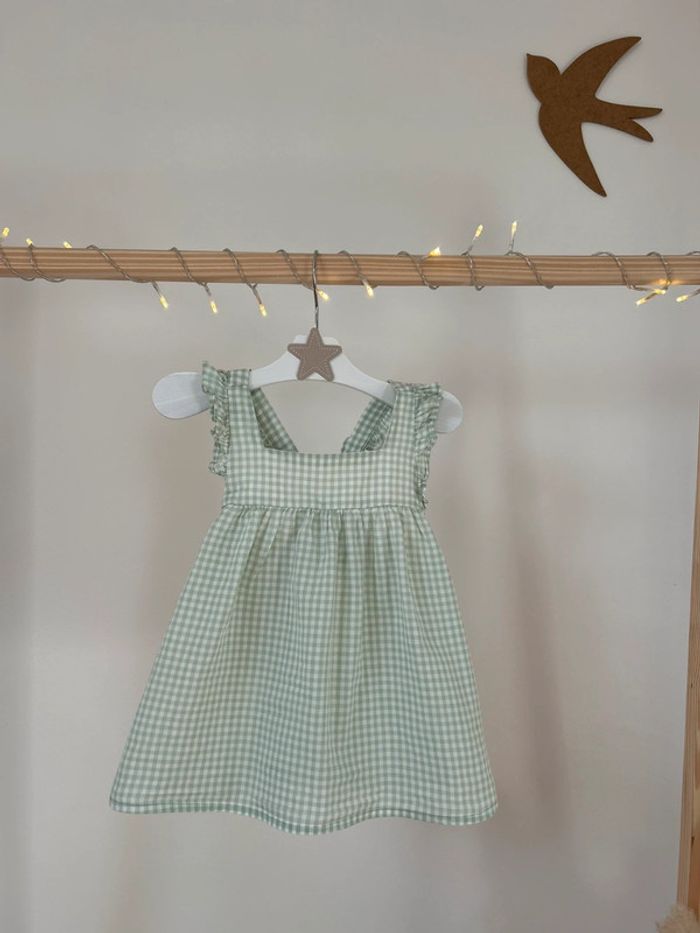 Robe et culotte petits carreaux taille 24 mois kiabi - photo numéro 2