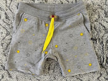 Short gris avec 😊 Sweet Pants - 10 ans