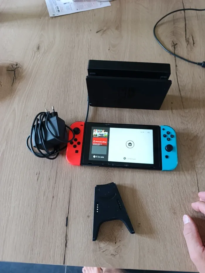 Nintendo Switch - photo numéro 3