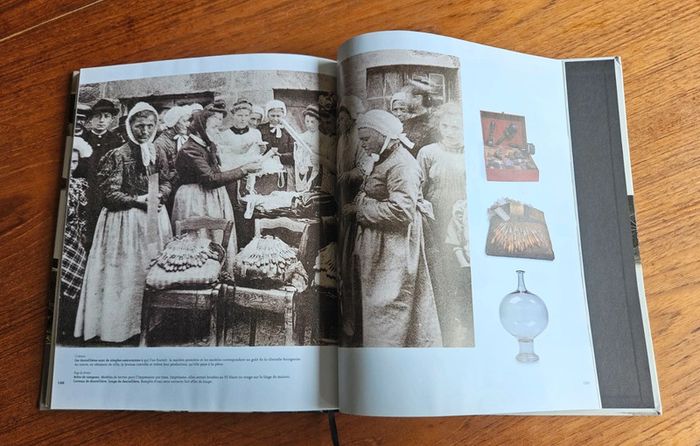 "Métiers oubliés".
210 pages.
ISBN : 2.7441.6288.4.
(Livre courbé). - photo numéro 12
