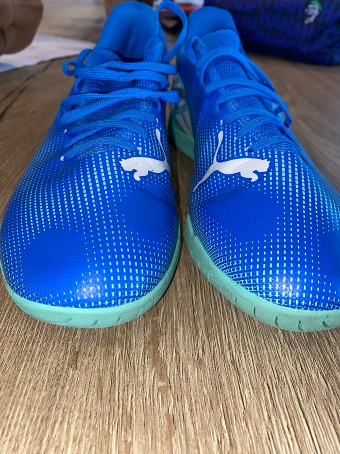 Chaussures foot salle Puma T42 - photo numéro 3