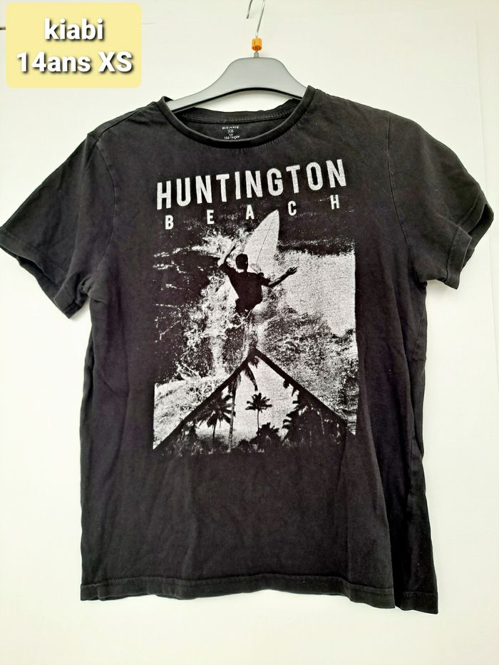 tshirt manches courtes 14ans XS kiabi surf mer vague plage palmiers