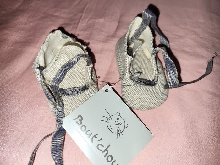 Chaussure t 16 bebe tissu beige neuf avec etiquette - photo numéro 5