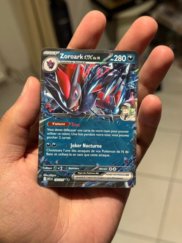 Pokémon Zoroark EX de N 137/217 ME.2.5 - Héros Transcendants